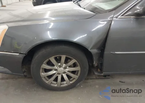 2010 Cadillac Dts Standard from USA, damaged, VIN 1G6KA5EY2AU122437